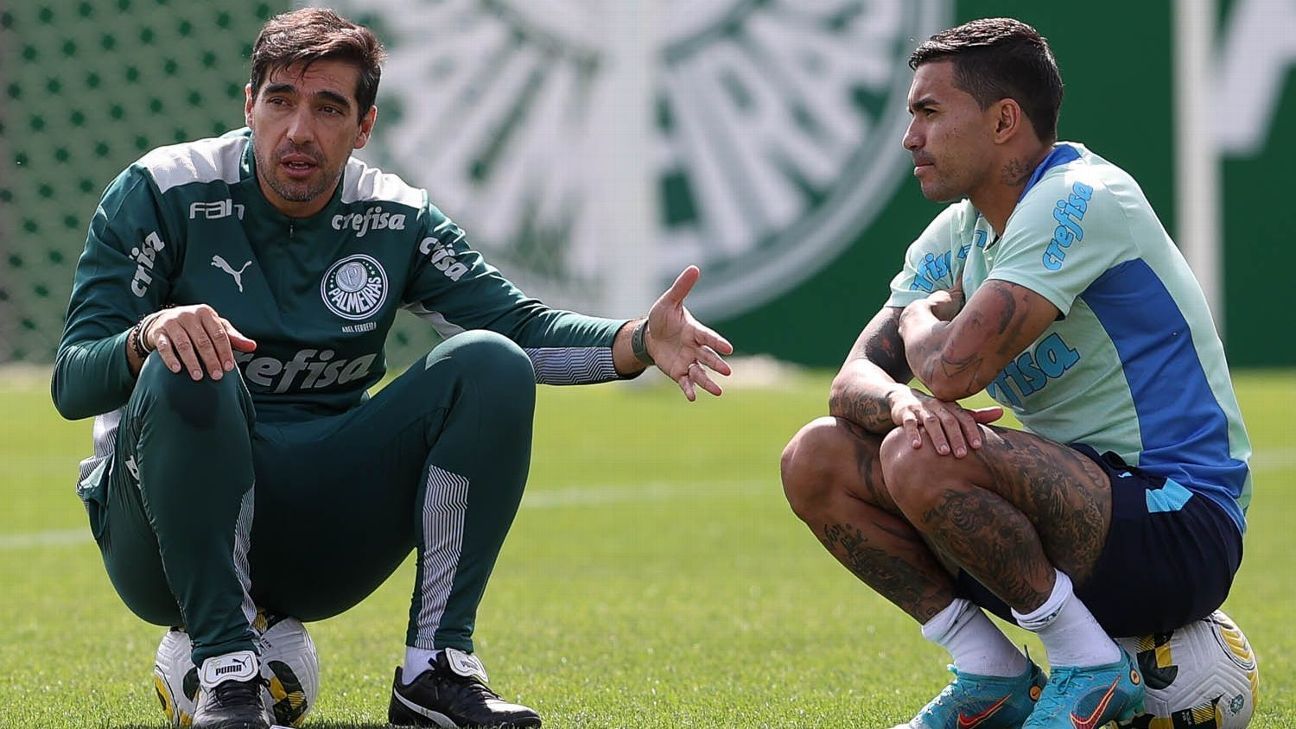 Abel surpreende Dudu no Palmeiras e abre caminho para proposta do Cruzeiro.