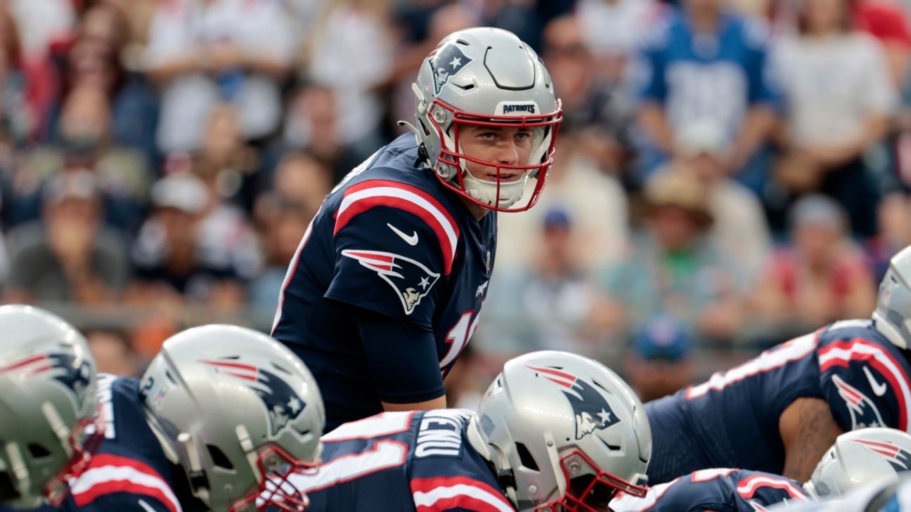 PATRIOTS: New England stops Dan Orlovsky, Colts for fourth straight win