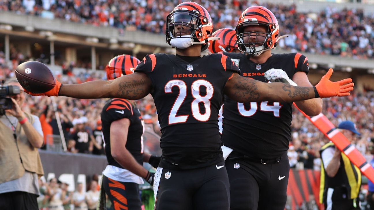 Bengals RB Joe Mixon (concussion) ruled out vs. Titans; WR Ja'Marr Chase  (hip) game-time decision