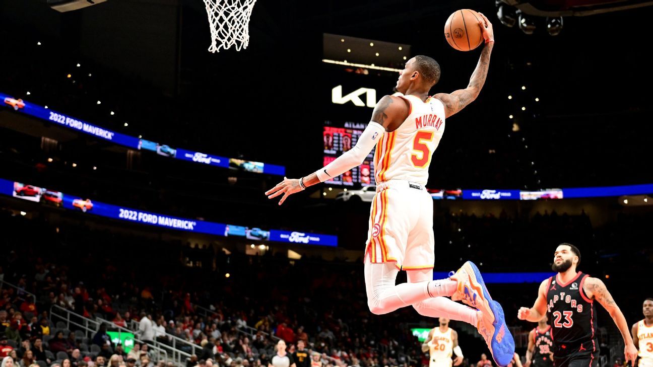 Hawks' Murray to miss about 2 weeks with sprained left ankle