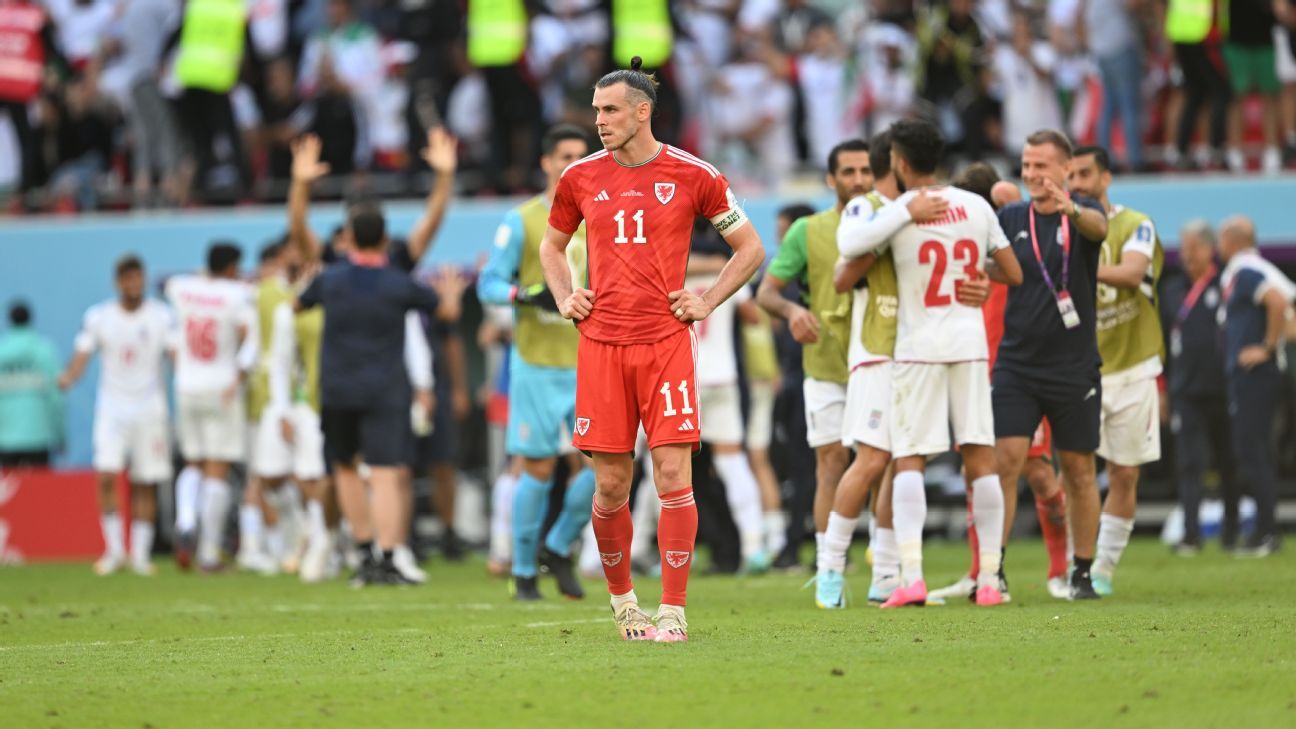 Iran late show breaks 10-man Wales as Gareth Bale struggles