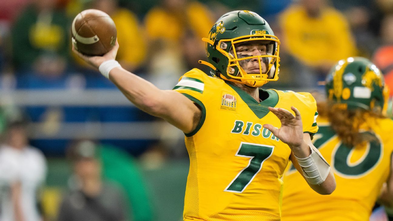 FCS playoff bracket: Predictions, picks for every FCS playoff game and  round