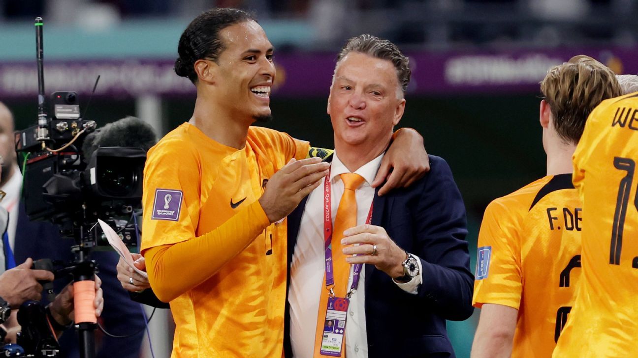 Dutch win vindicates Van Gaal, whether he wants it or not