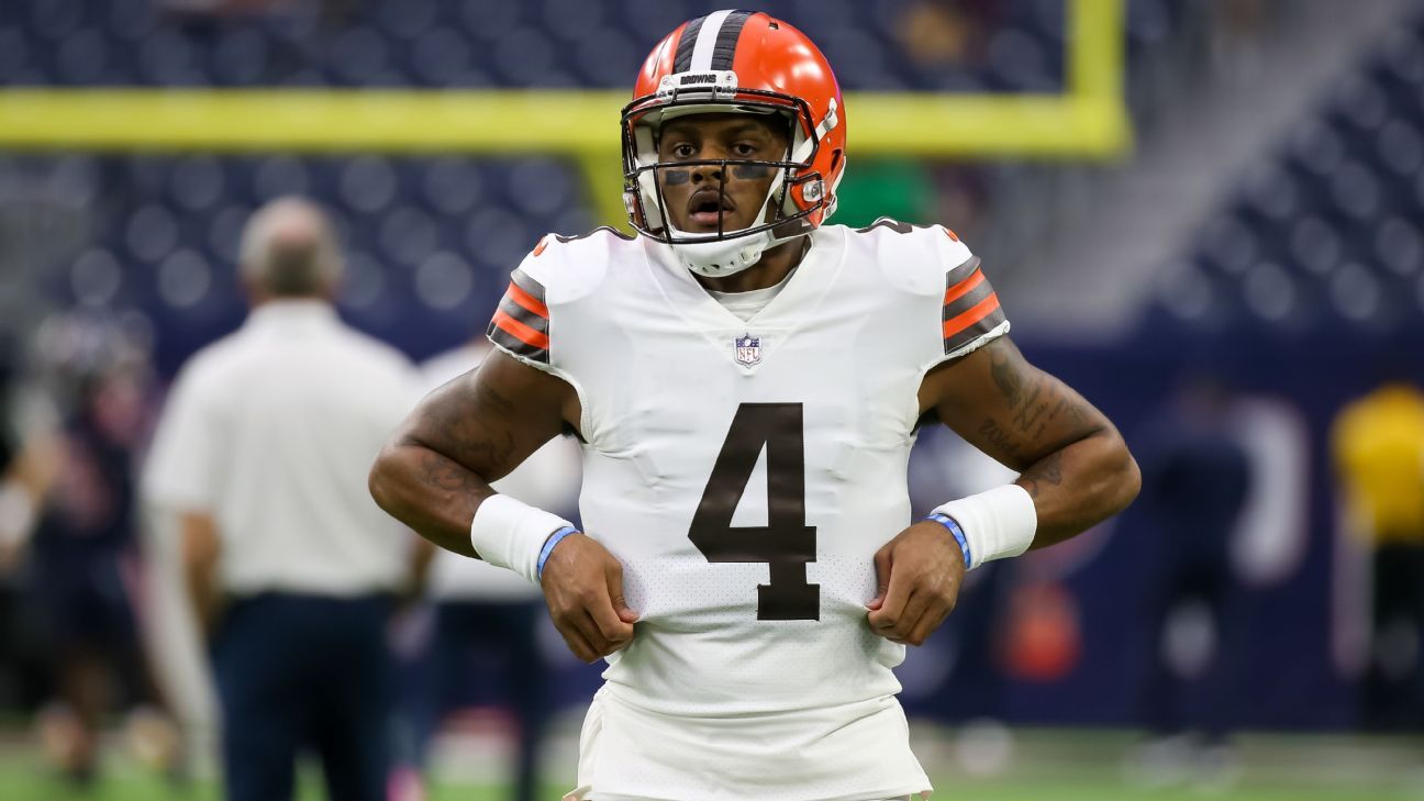 Deshaun Watson rusty in return, but Browns beat Texans 27-14 