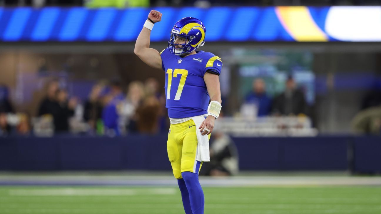 Rams' Baker Mayfield comes off bench, wins debut on 98-yard drive - ESPN
