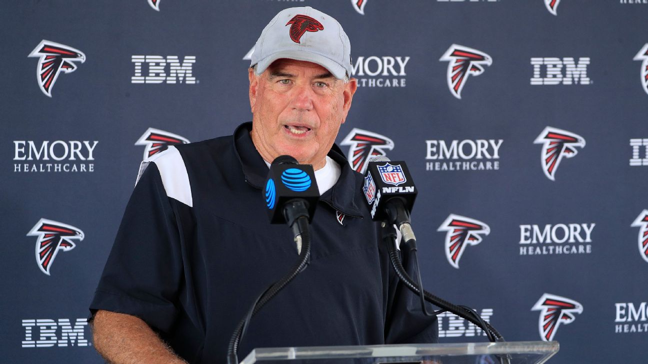 Falcons DC Dean Pees stretchered off after pregame collision