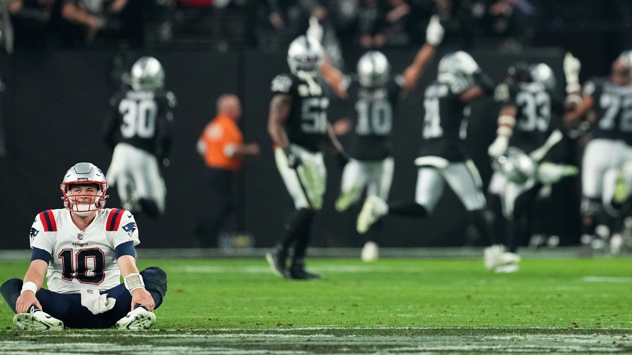 Patriots say laterals vs. Raiders were improvised; 'have to be smarter'