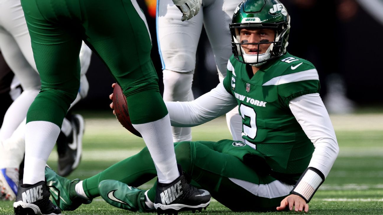 New York Jets' Mike White scores with teammates in loss - ESPN - New York  Jets Blog- ESPN