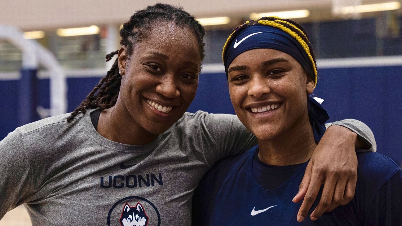 Tina Charles visits UConn Huskies women's basketball practice - ESPN