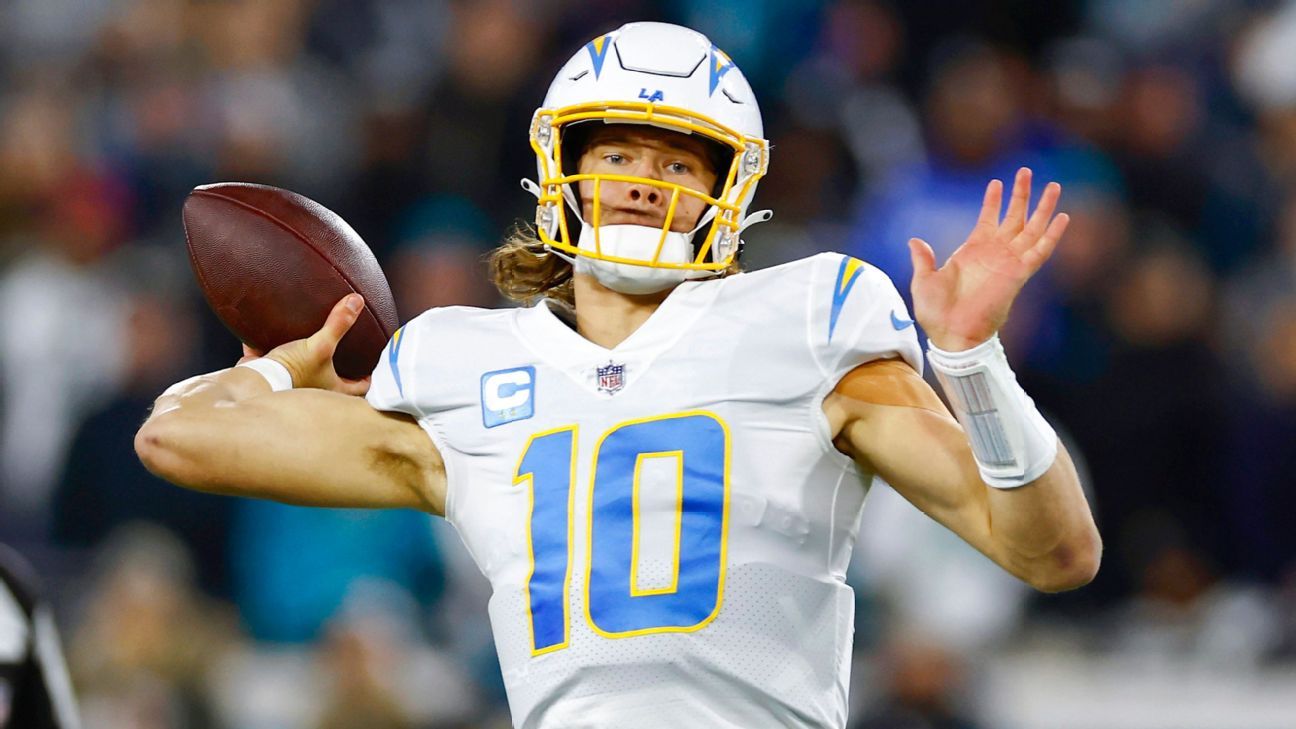 Justin Herbert - Los Angeles Chargers Quarterback - ESPN