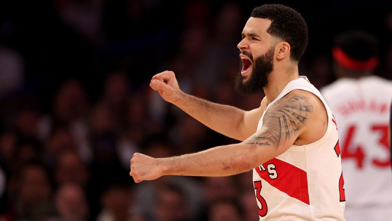 RJ Barrett dunk sends Knicks-Raptors game to overtime