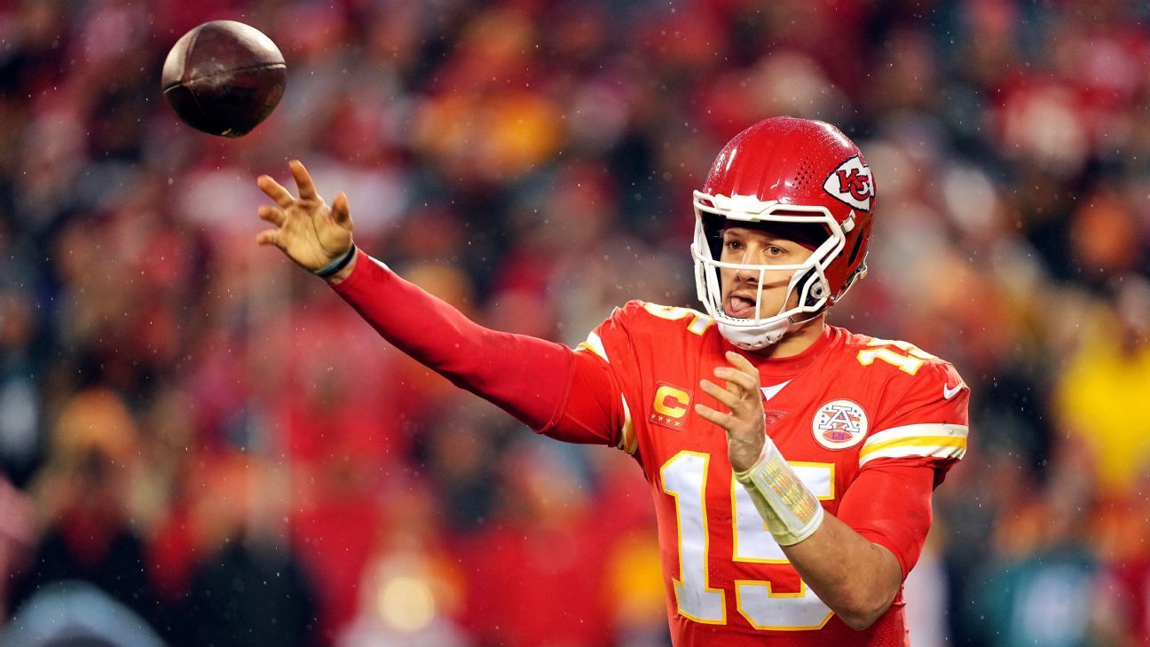 Chiefs withstand Mahomes injury, punch fifth straight AFC championship ticket