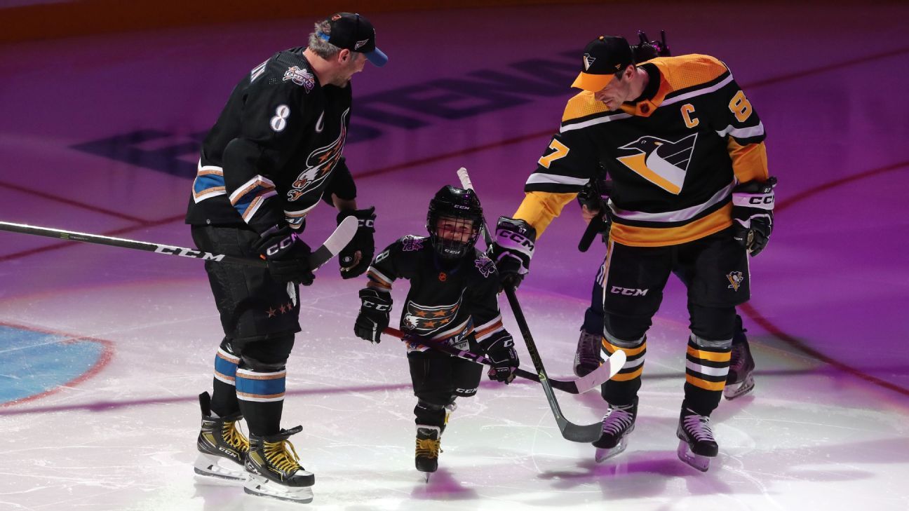 Sidney Crosby surprises family with in-home jersey signing visit