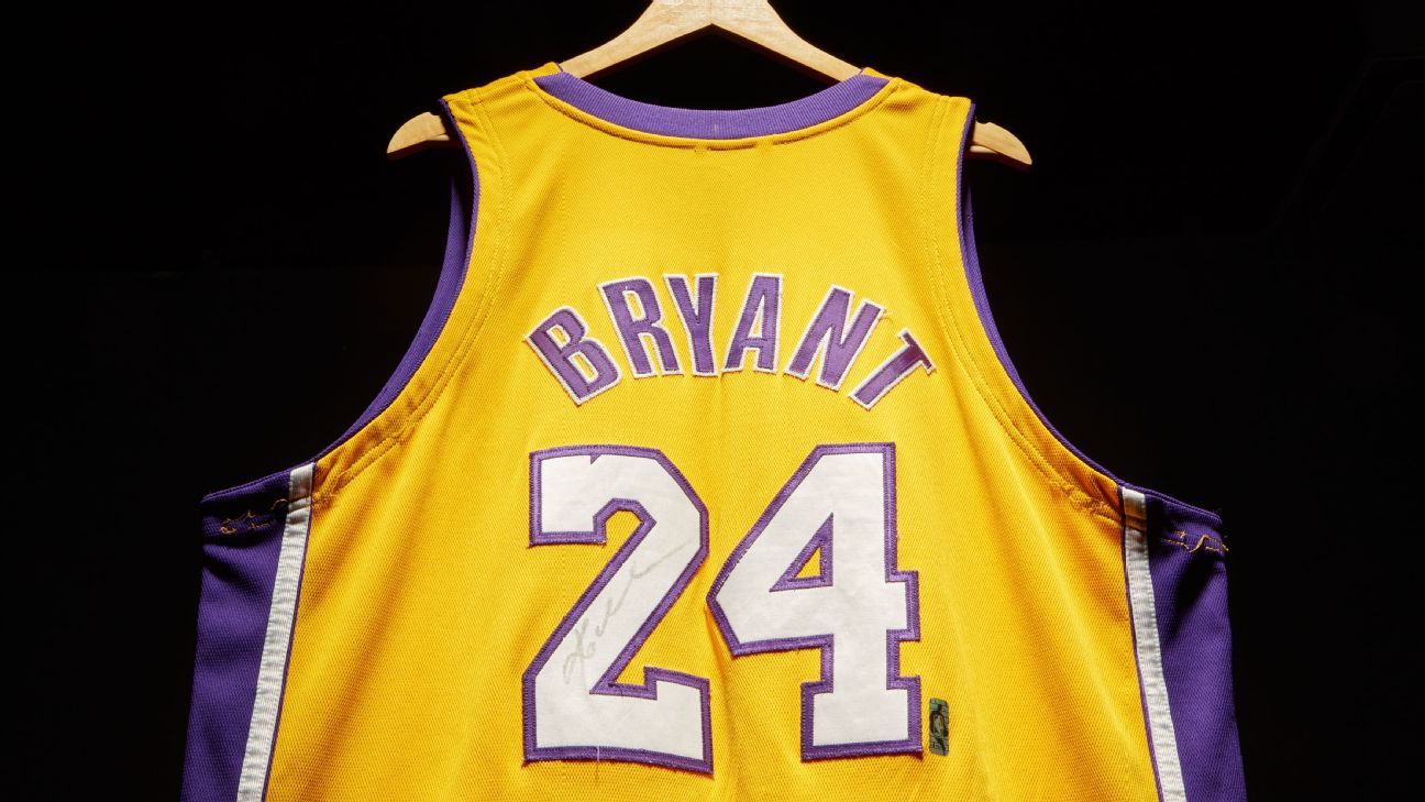 Dodgers to honor Kobe Bryant with 'Black Mamba' jerseys on Lakers Night