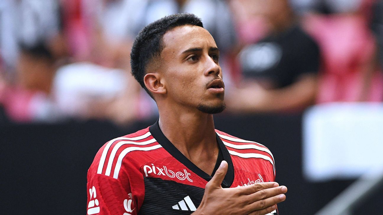 Flamengo negocia empréstimo de Matheus Gonçalves com o Red Bull Bragantino, que não terá opção de comprar o meia