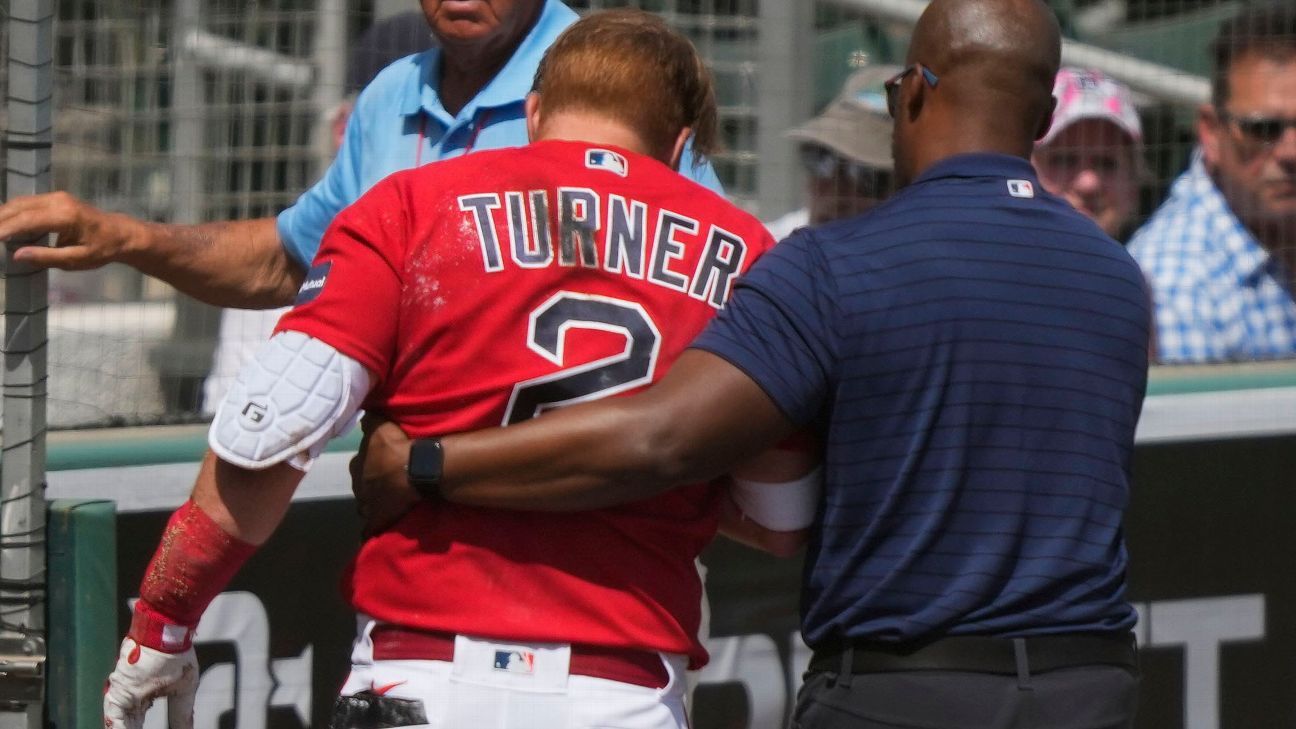 Justin Turner exits game after being hit by pitch