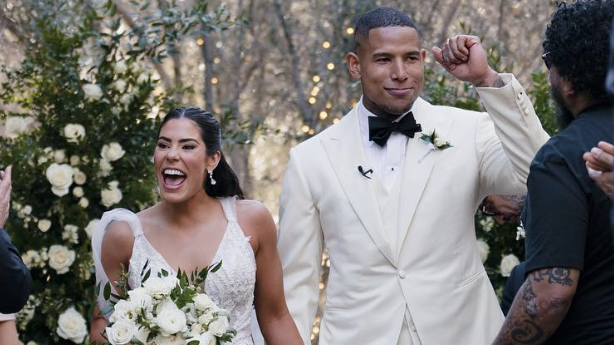 Aces' star Kelsey Plum and Raiders' tight end Darren Waller announce ...