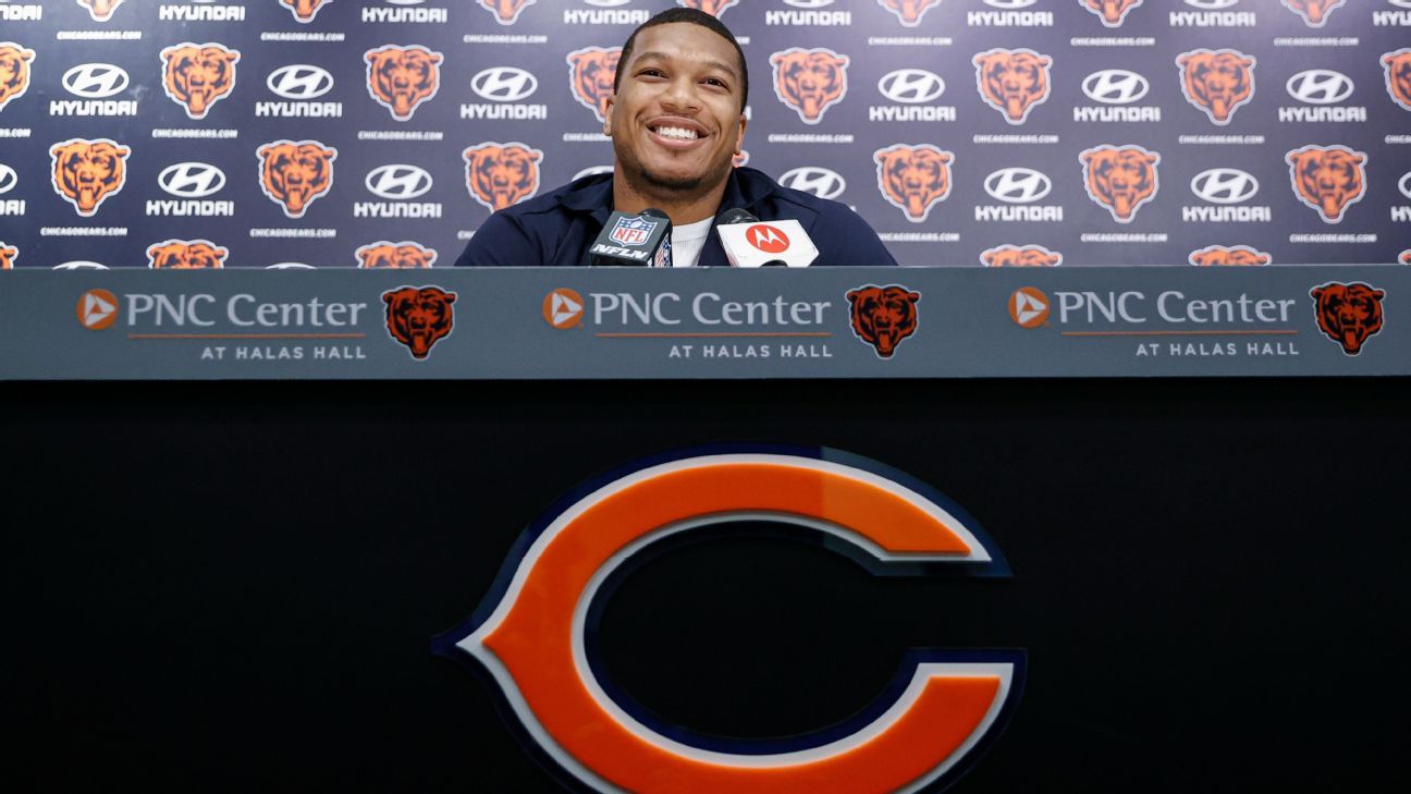 Chicago Bears new player wide receiver DJ Moore smiles as he listens to a  question from the media during an NFL football news conference at Halas  Hall in Lake Forest, Ill., Thursday