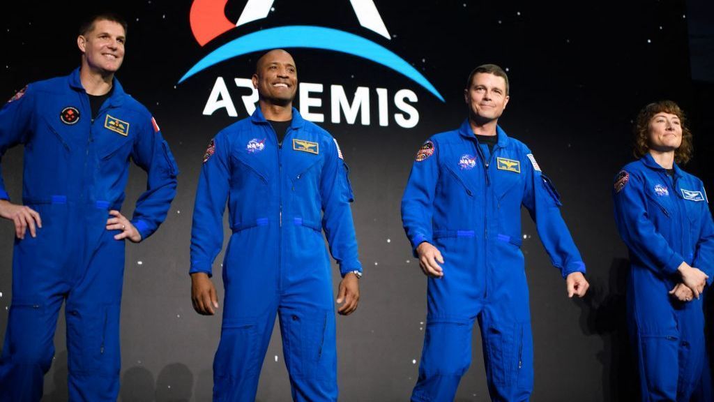 Next moon mission astronauts honored at UConnSan Diego State Next moon mission astronauts honored at UConnSan Diego State