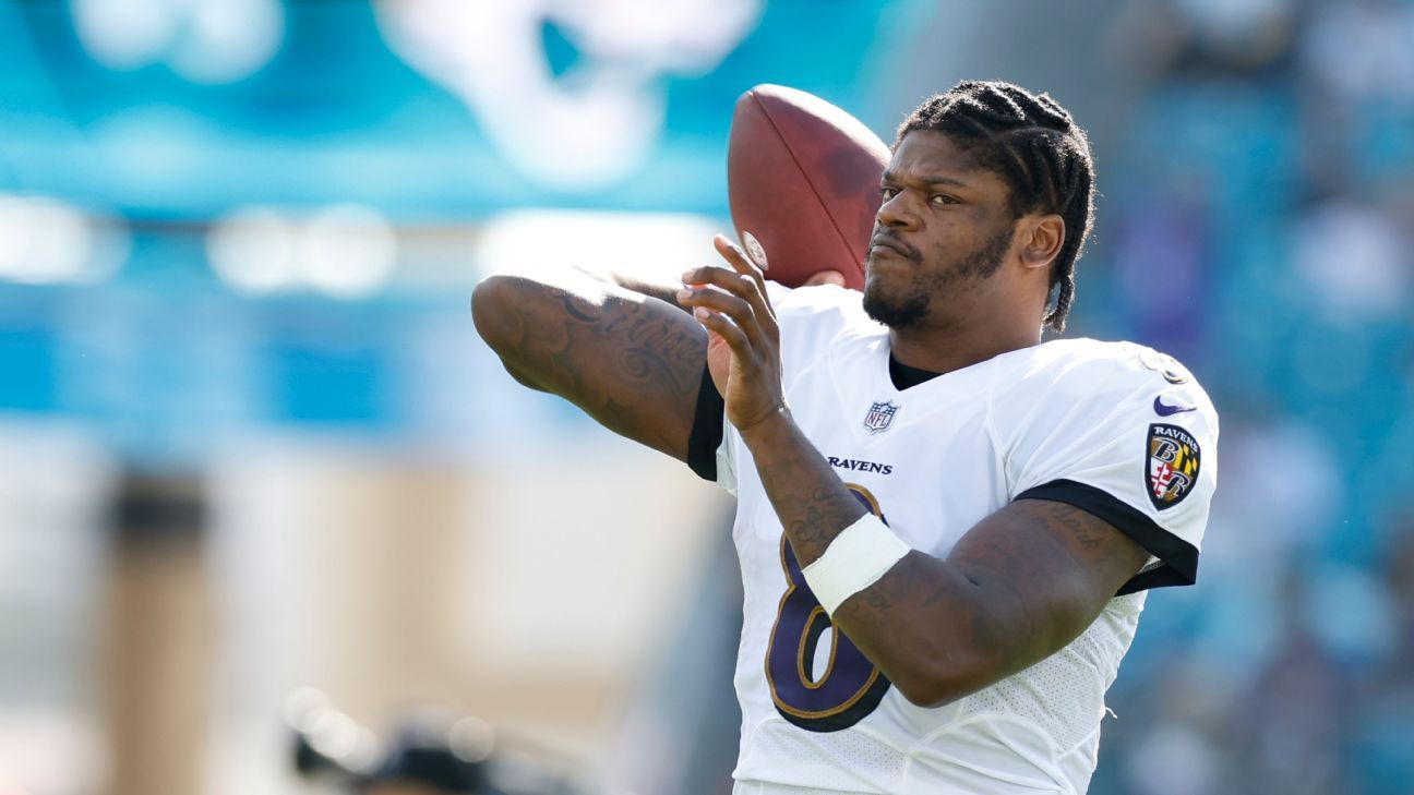 Lamar Jackson at voluntary practice for Ravens after skipping last year's