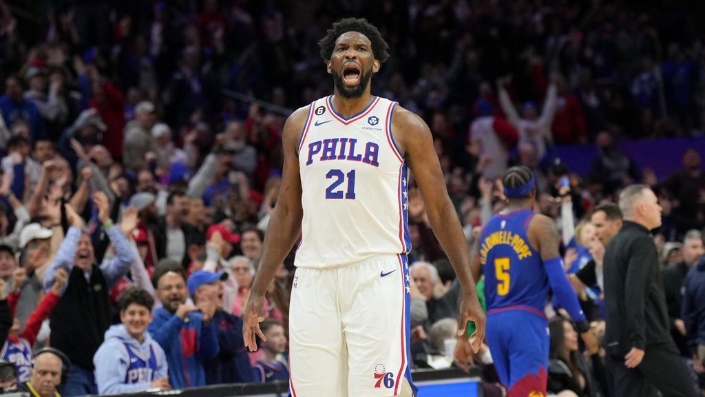 Joel Embiid, pivô do Philadelphia 76ers, ganha primeiro MVP