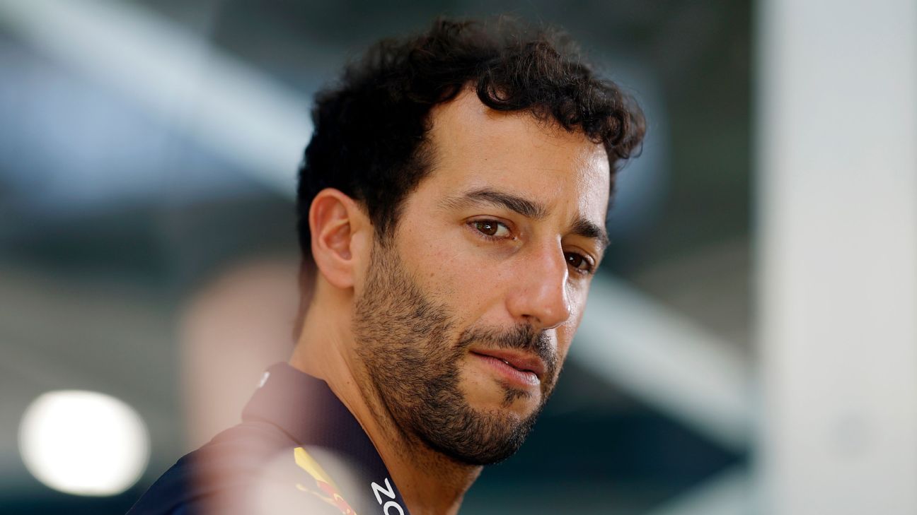 Sources: Ricciardo not in line to replace De Vries Auto Recent