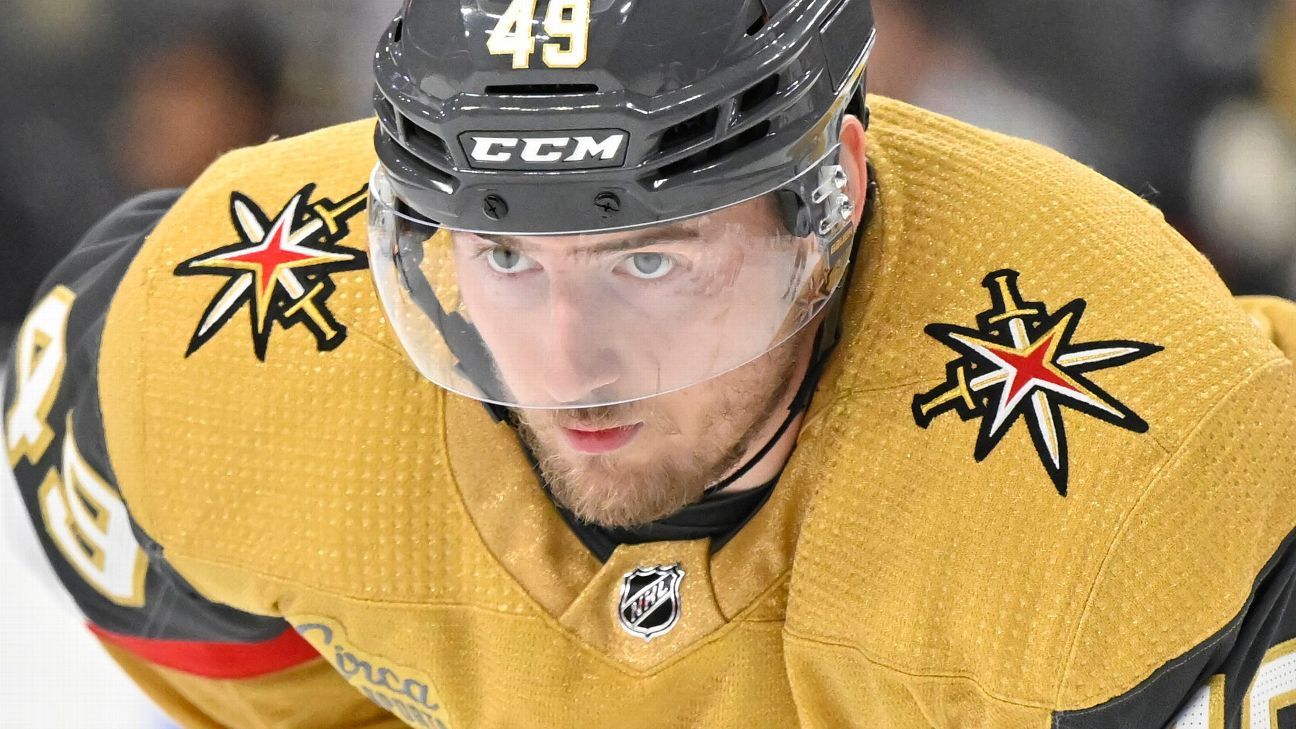 Playoff hero Barbashev gets new deal from Vegas