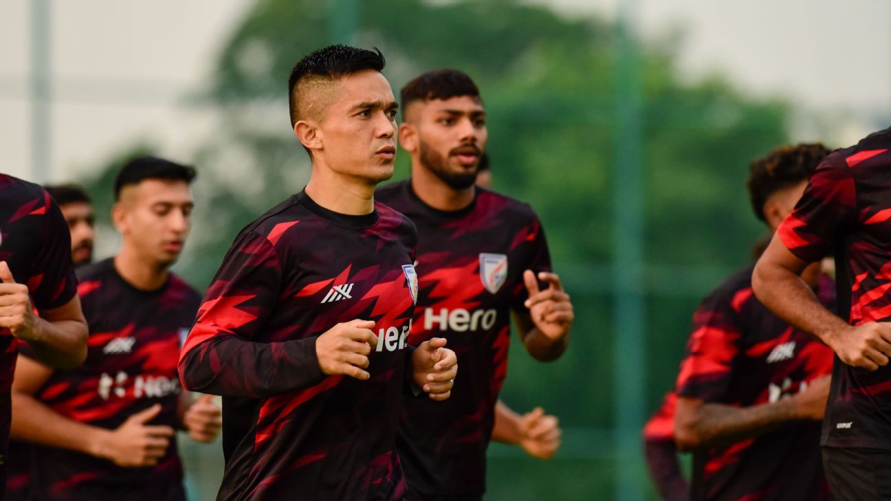 SAFF Championship: Sunil Chhetri, Mahesh Singh combine to help