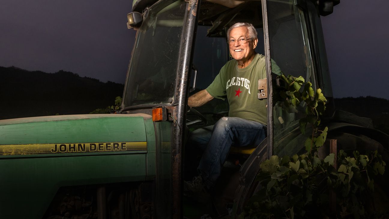 Dick Vermeil elected to the Pro Football Hall of Fame