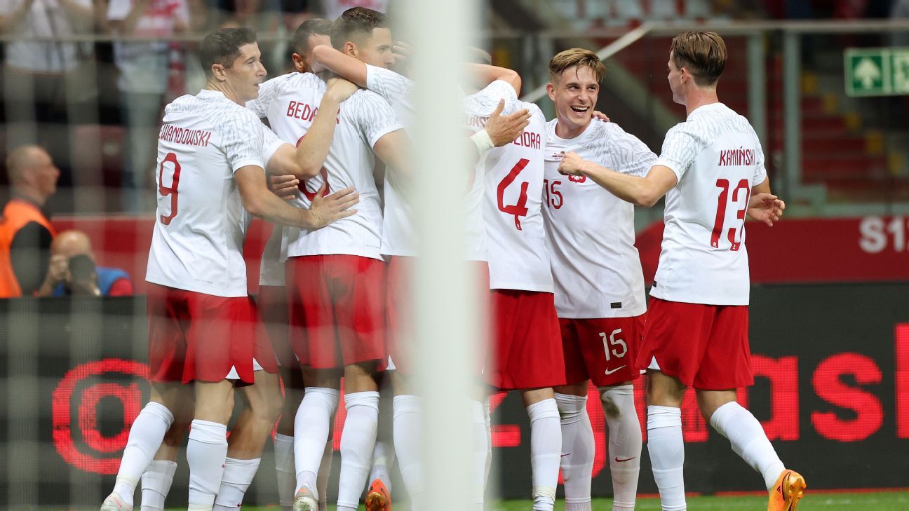 Polska-Estonia oraz Bośnia-Hercegowina-Ukraina w półfinale baraży o Euro.