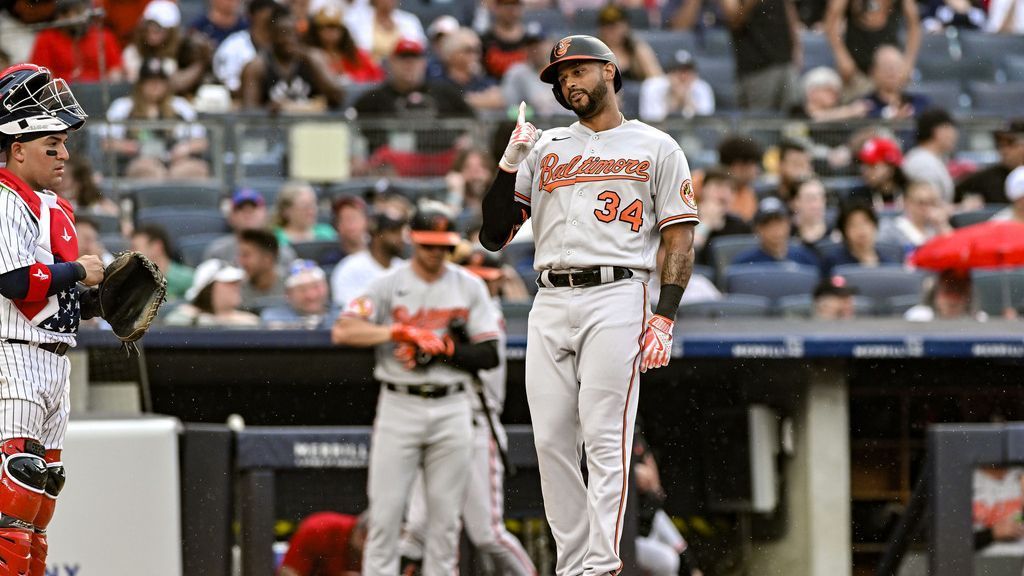 Aaron Hicks: Baltimore Orioles player visits Yankees at Yankee Stadium