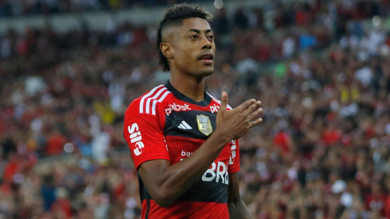 Se não renovar com o Flamengo...: Renato Gaúcho confirma interesse do Grêmio em Bruno Henrique