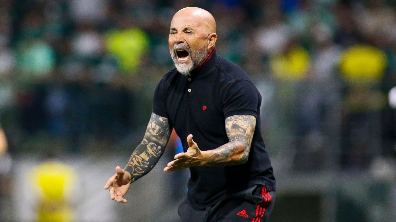 Sampaoli diz que casos de violência no Flamengo atrapalham o time em campo: Há muita tensão e não ajuda