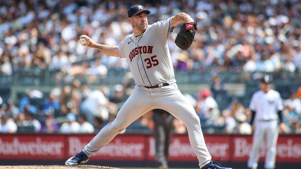 Justin Verlander pitches 7 innings to start second stint with