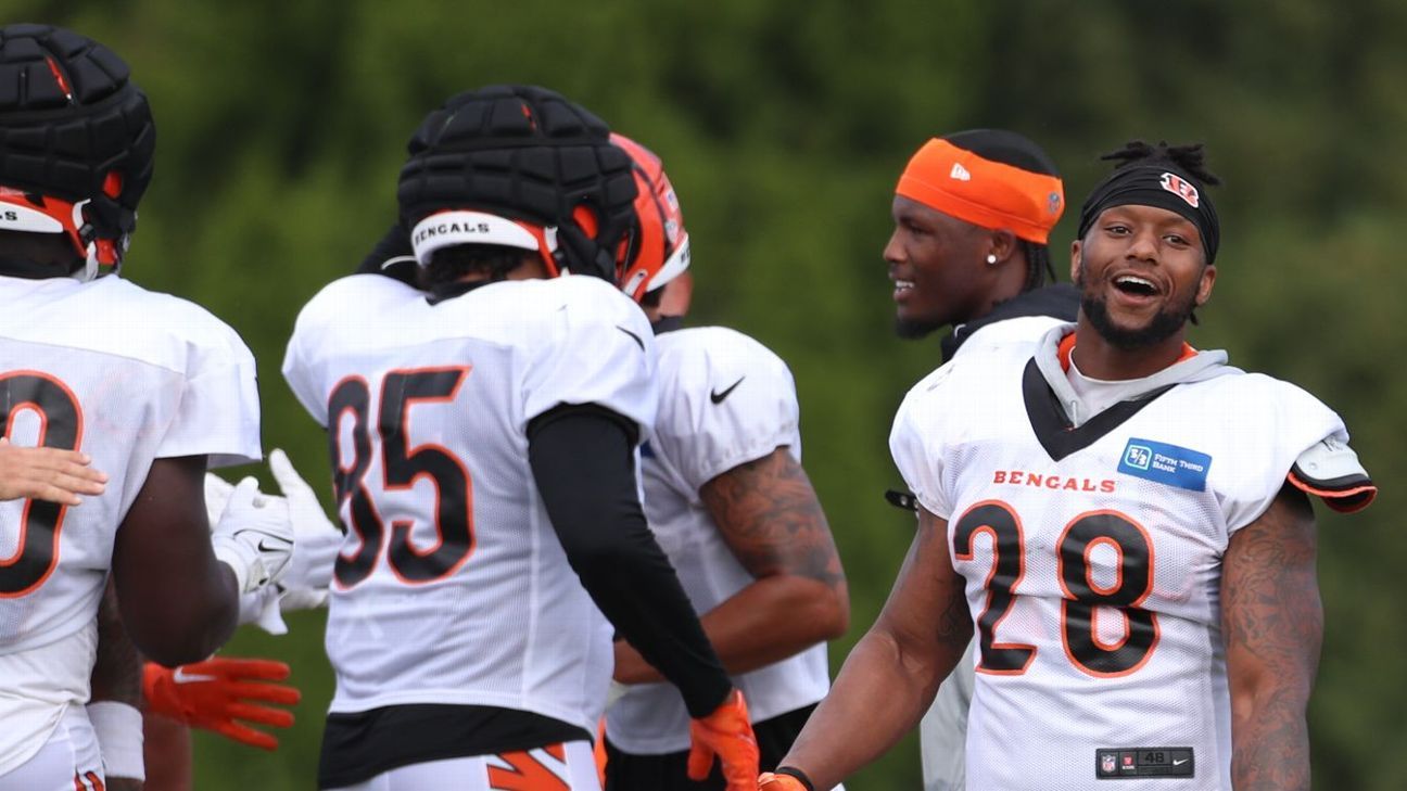 Bengals News: Joe Mixon contract restructure, who to build around, and more