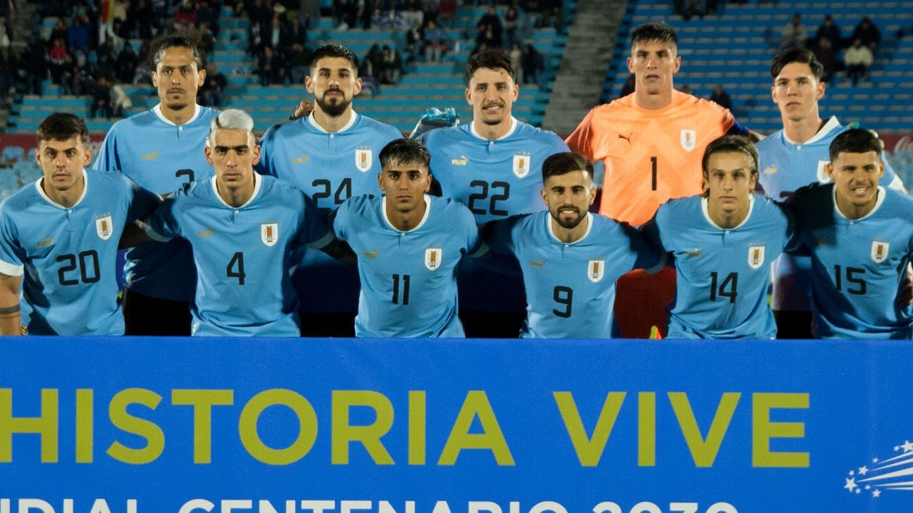 El 11 ideal del Campeonato Uruguayo en los Premios AUF! - ESPN