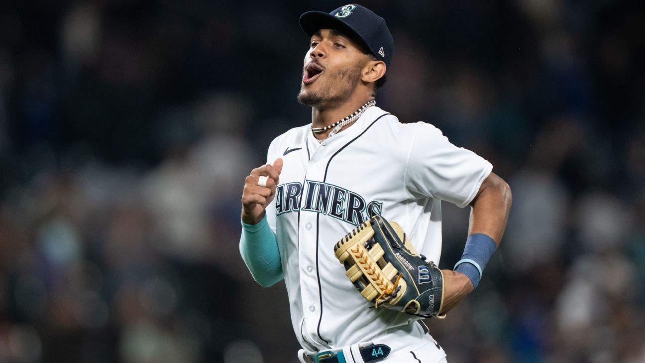 Mariners celebrate Julio 4th with 6-0 win in a complete game in all aspects  - Lookout Landing