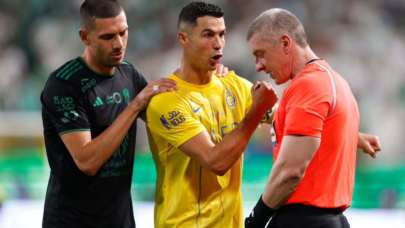 Artistic 📹 Com Ancelotti De Olho, Daronco Expulsa, E Barboza Parte Pra Cima; Veja Capture for Desktop Artistic 📹 Com Ancelotti De Olho, Daronco Expulsa, E Barboza Parte Pra Cima; Veja Capture for Desktop