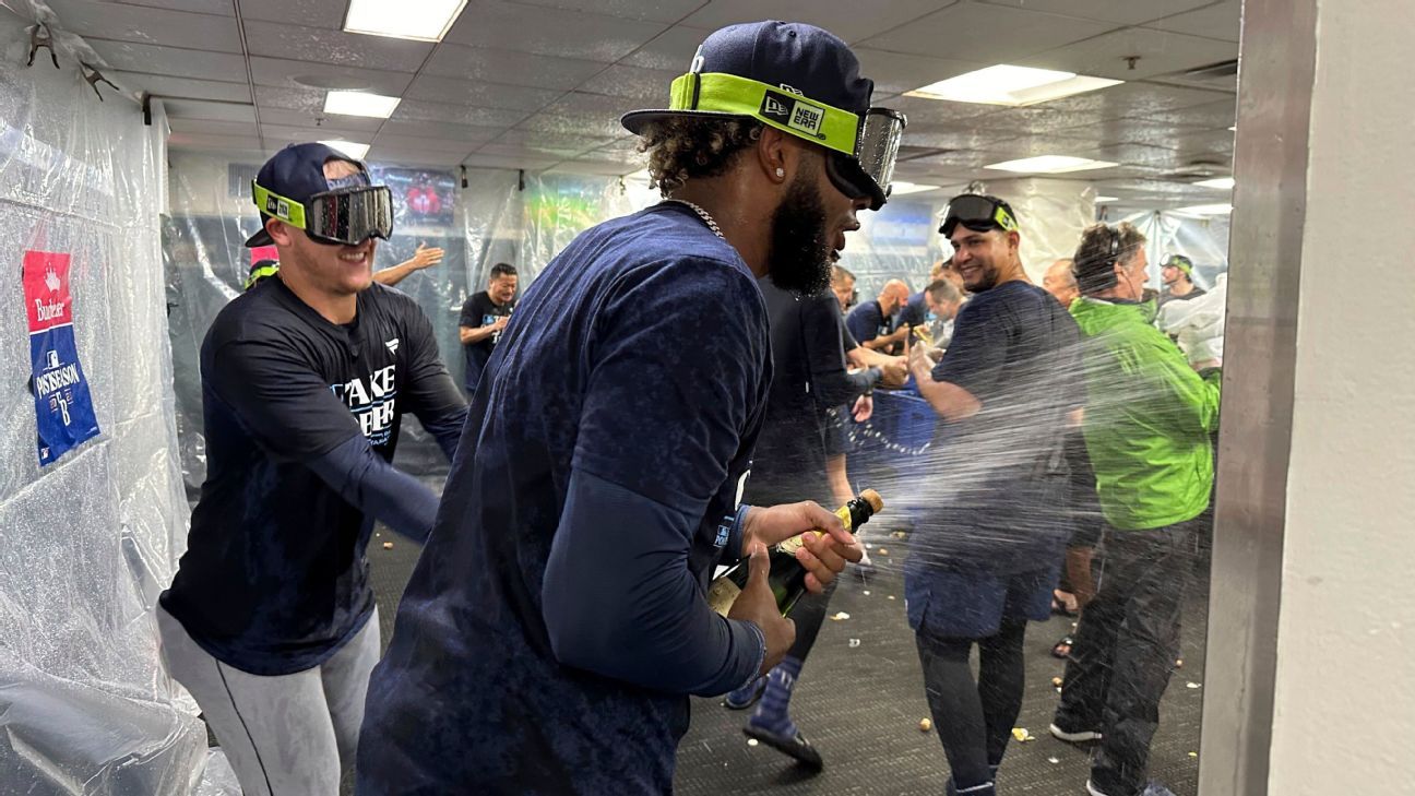 'Different' Rays celebrate 10 days after clinching