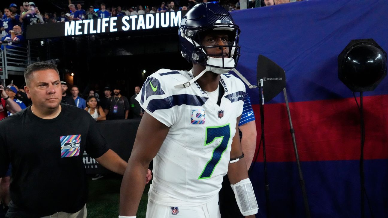 قام Geno Smith بتمزيق “اللعب القذر” من قبل Giants LB الذي أدى إلى إصابة ركبة QB