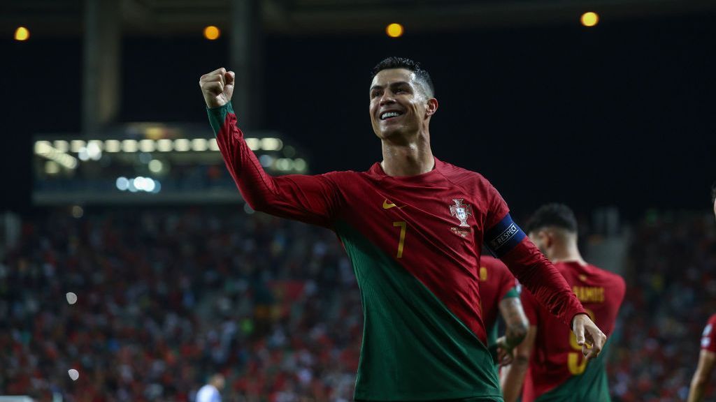 Cristiano Ronaldo marca e Portugal segue 100% nas Eliminatórias da Euro