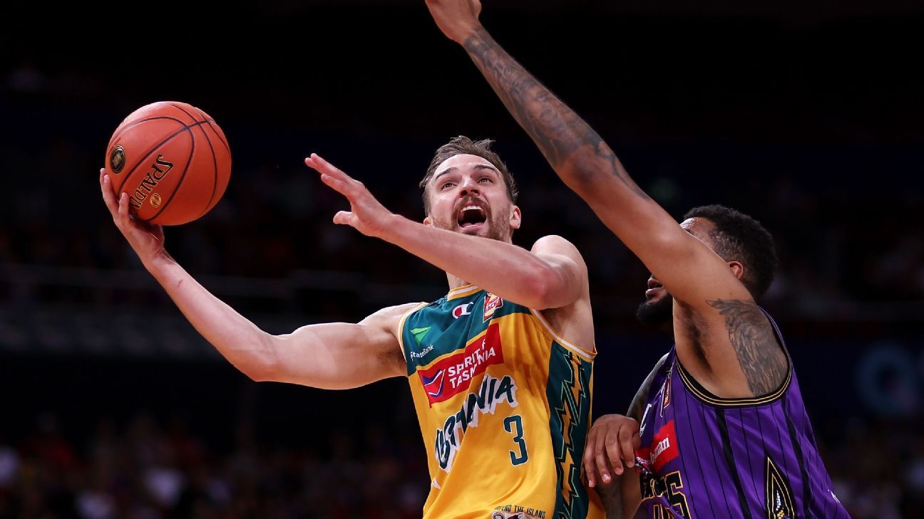 NBL Round 4 Jordan Crawford runs hot as JackJumpers end Kings' NBL ...