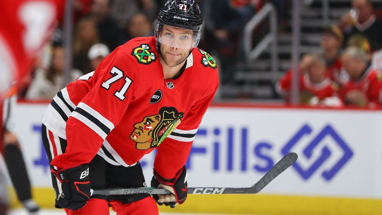 Blackhawks Taylor Hall zal een operatie ondergaan en de rest van het seizoen missen