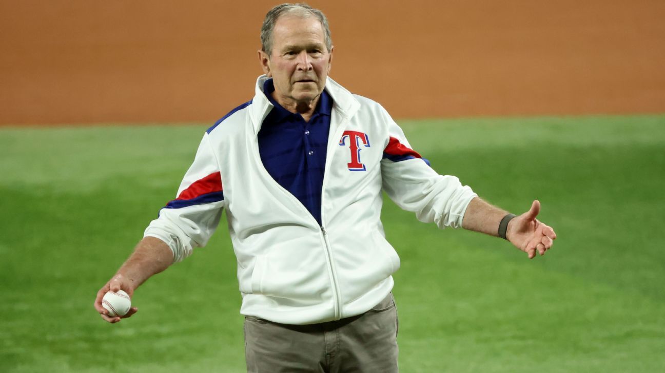 George W. Bush bounces ceremonial first pitch at Game 1 of  Rangers-Diamondbacks World Series