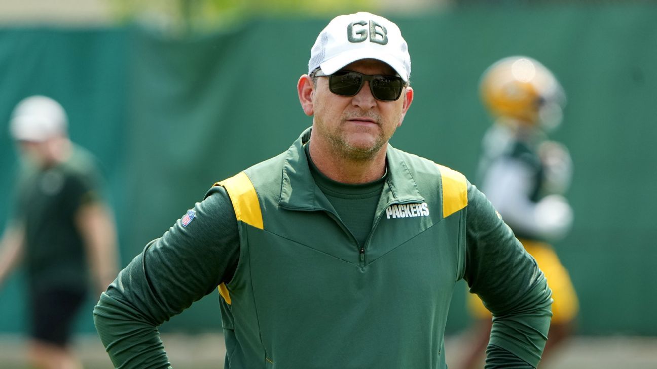 Source: Dolphins hiring ex-Packers DC Joe Barry to staff - ESPN