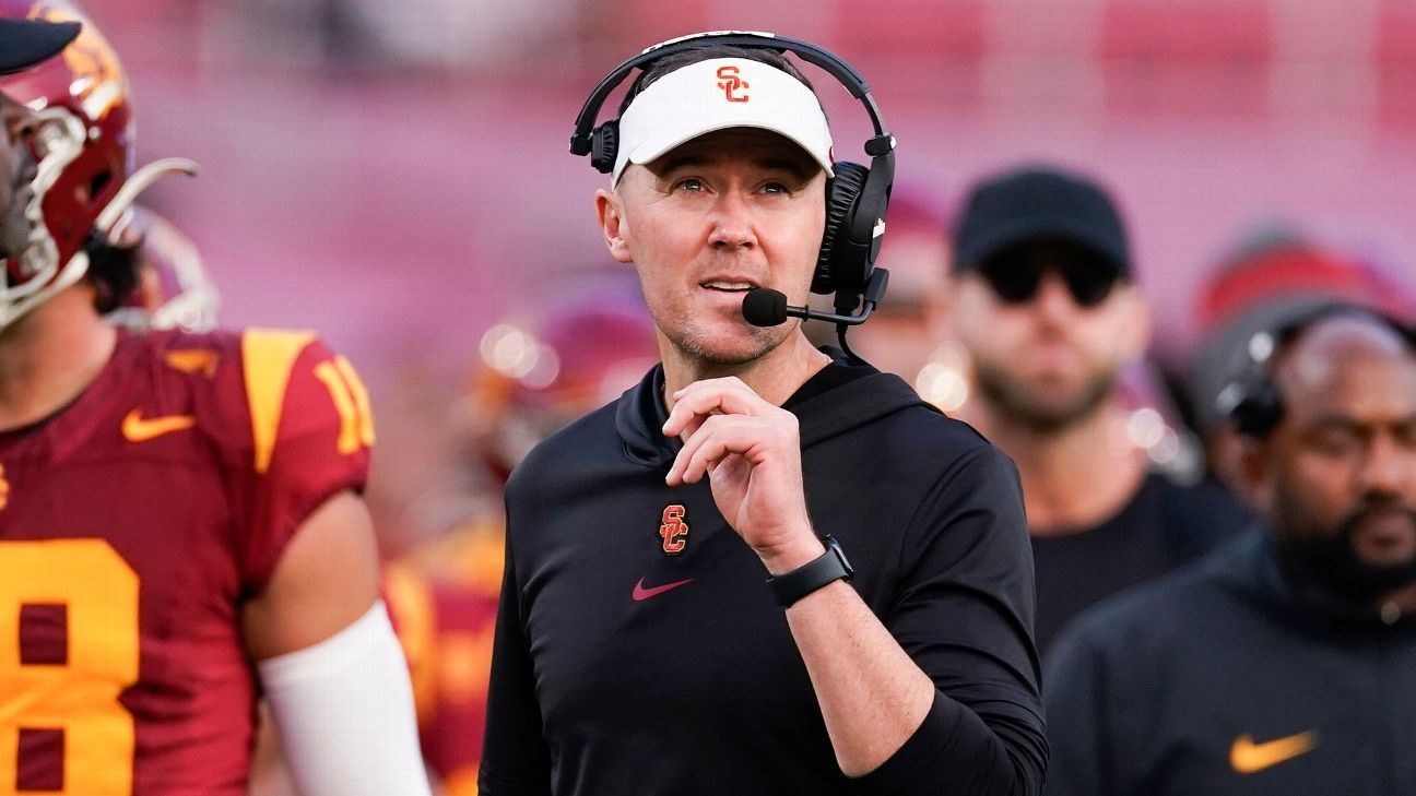 Riley: USC would be 'crazy' not to utilize Carroll