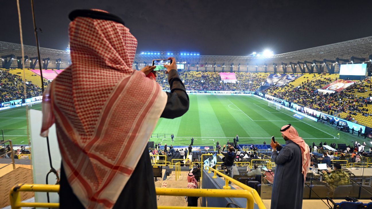 Report: T-shirt dispute cancels Turkish cup final