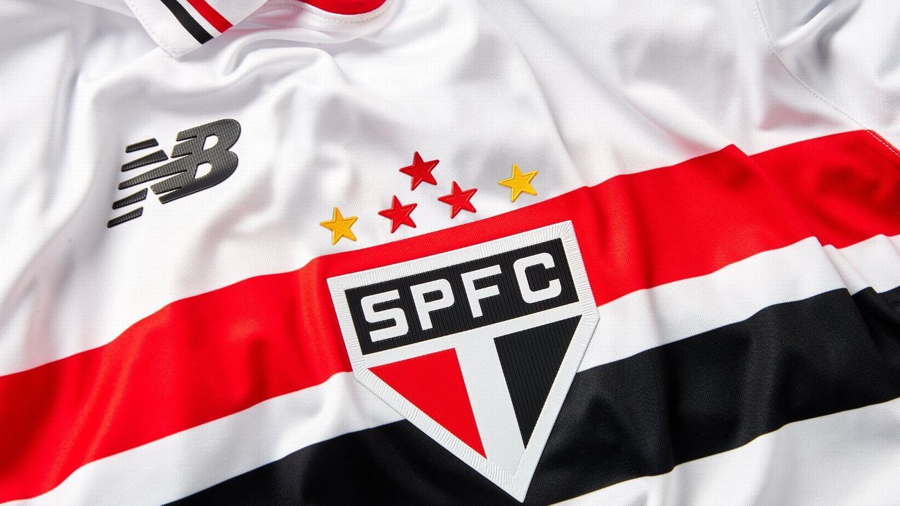 Jogador recusou quatro propostas de clubes brasileiros para jogar no Tricolor