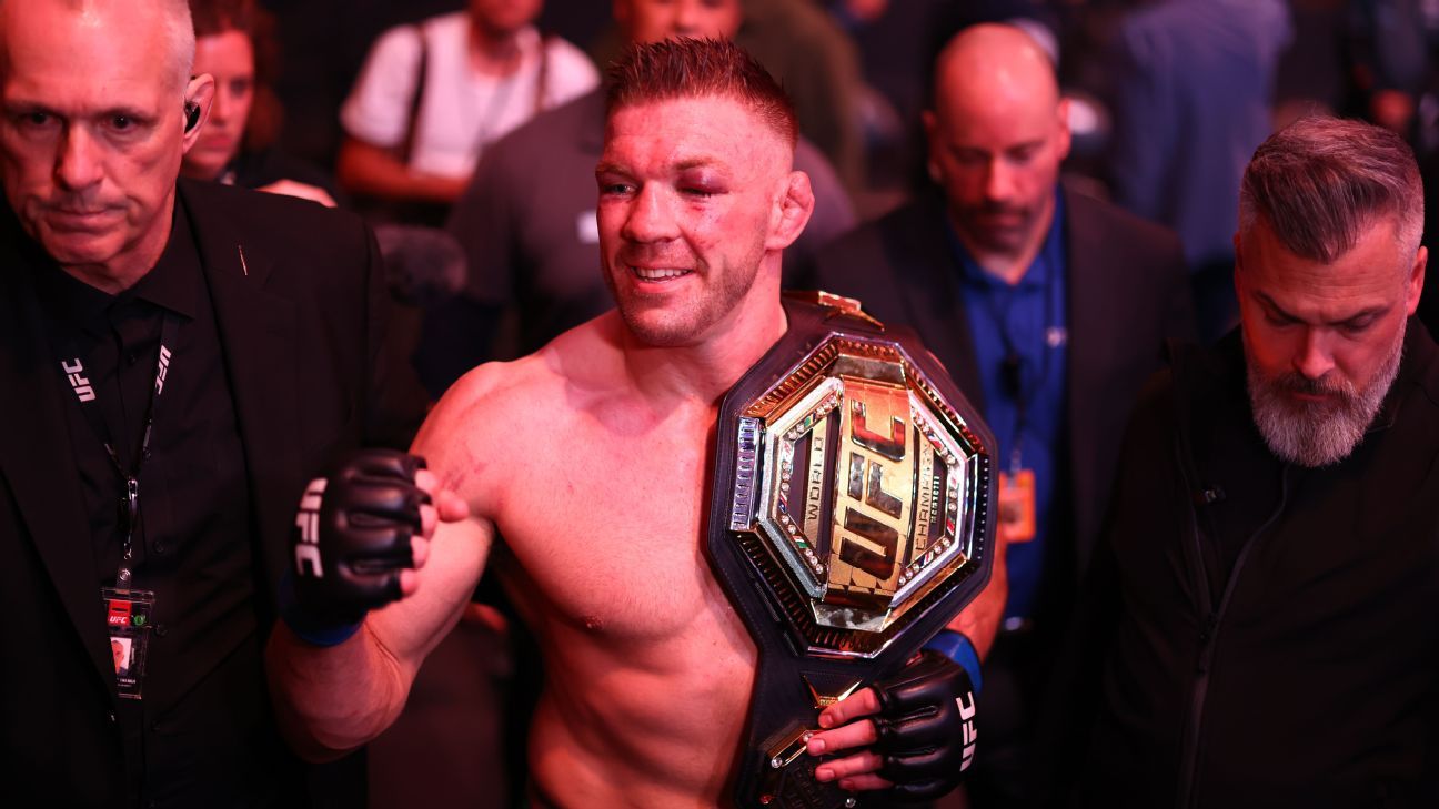 Ufc Definition Du Plessis minimiza presença de Poatan no corner de Strickland no UFC ...