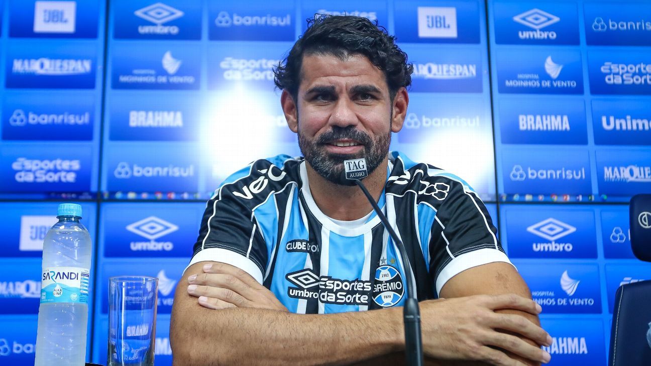 Diego Costa explica escolha pelo Grêmio e brinca sobre herdar posto de Suárez.